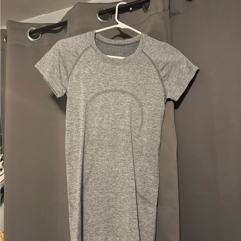 Swiftly Tech Short-Sleeve Shirt 2.0